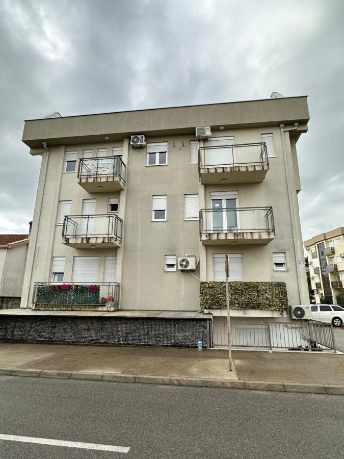 Selena Apartment بودغوريتْسا المظهر الخارجي الصورة